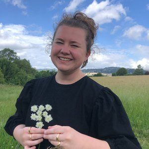 Meet your Posher, Phia